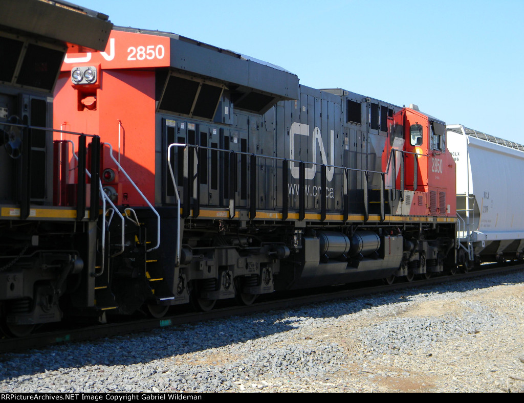 CN 2850 